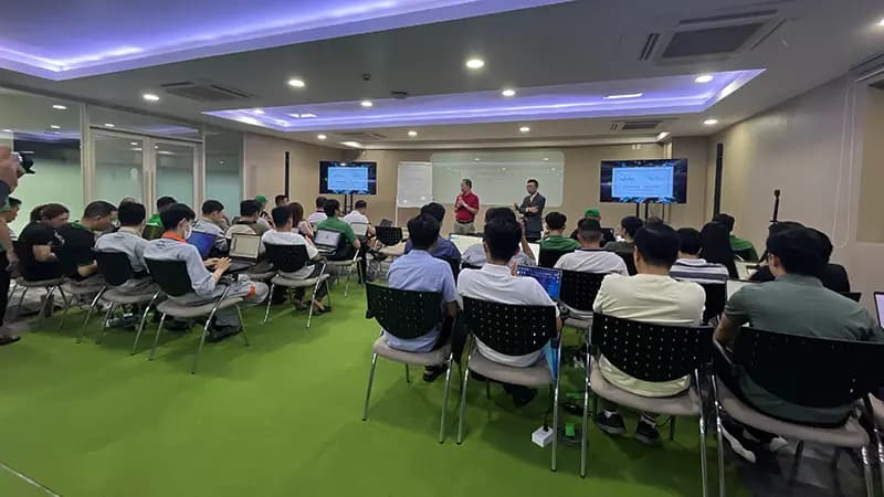 Kềm Nghĩa - AI for Office and Factory